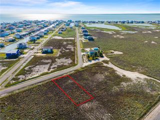 324 Swordfish, Rockport, TX 78382