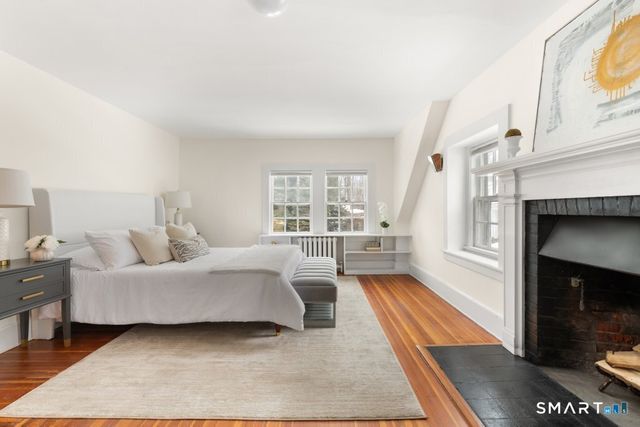 14 Chestnut Hill Road, Stamford, CT 06903