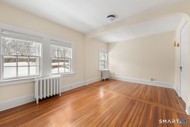 14 Chestnut Hill Road, Stamford, CT 06903