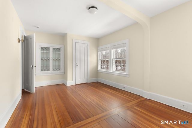 14 Chestnut Hill Road, Stamford, CT 06903