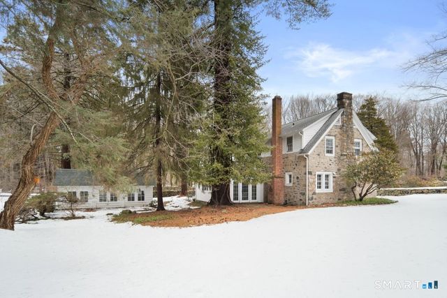 14 Chestnut Hill Road, Stamford, CT 06903