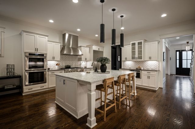 3621 Woodmont Blvd, Nashville, TN 37215