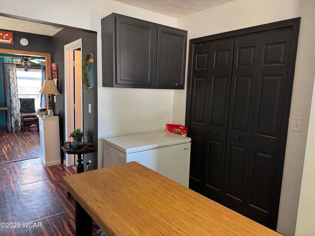 10423 Columbus Street, Middleburg, OH 43336