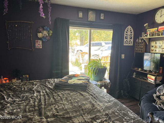 10423 Columbus Street, Middleburg, OH 43336