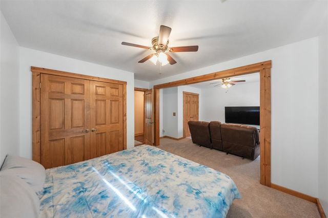 929 N Rivershire Drive, Conroe, TX 77304