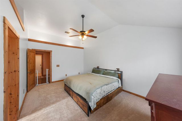 929 N Rivershire Drive, Conroe, TX 77304