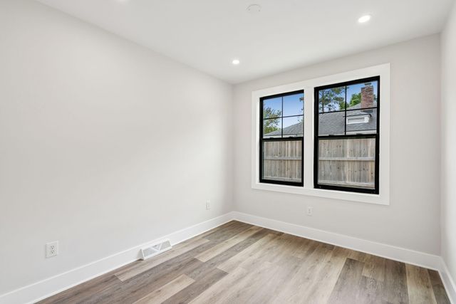 31 Campbell Drive, Charleston, SC 29407