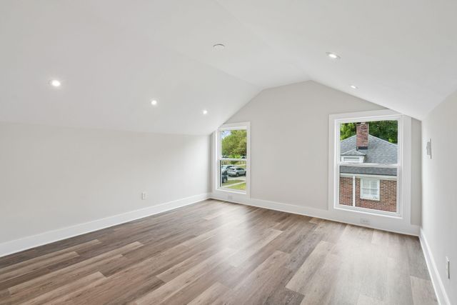 31 Campbell Drive, Charleston, SC 29407