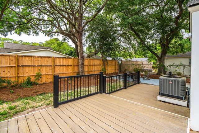 31 Campbell Drive, Charleston, SC 29407