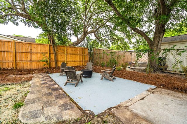31 Campbell Drive, Charleston, SC 29407