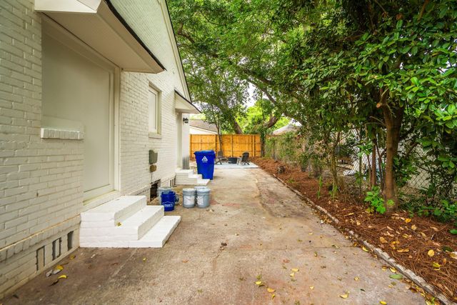 31 Campbell Drive, Charleston, SC 29407