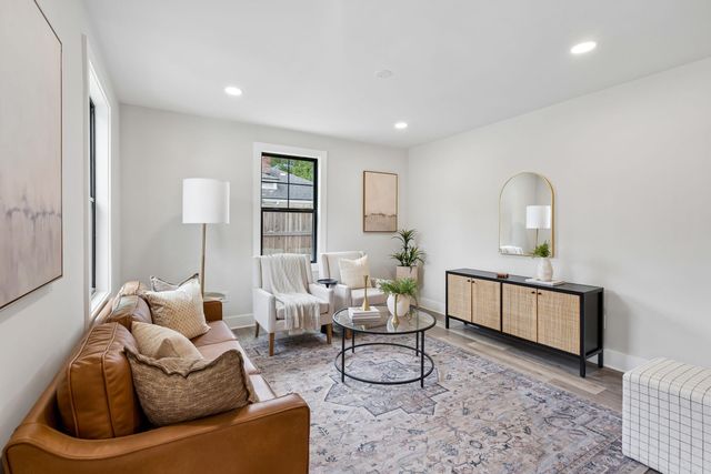 31 Campbell Drive, Charleston, SC 29407