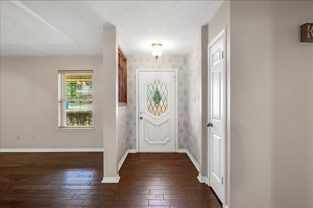 18196 Adele Lane, Whitehouse, TX 75792