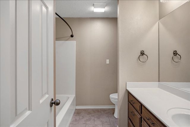 18196 Adele Lane, Whitehouse, TX 75792