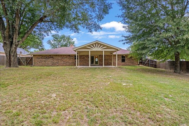 18196 Adele Lane, Whitehouse, TX 75792