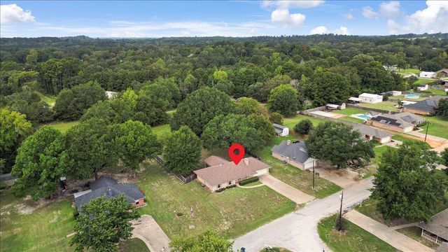 18196 Adele Lane, Whitehouse, TX 75792