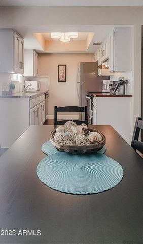 3131 W Cochise Drive Unit 204, Phoenix, AZ 85051