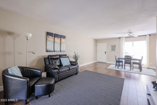 3131 W Cochise Drive Unit 204, Phoenix, AZ 85051