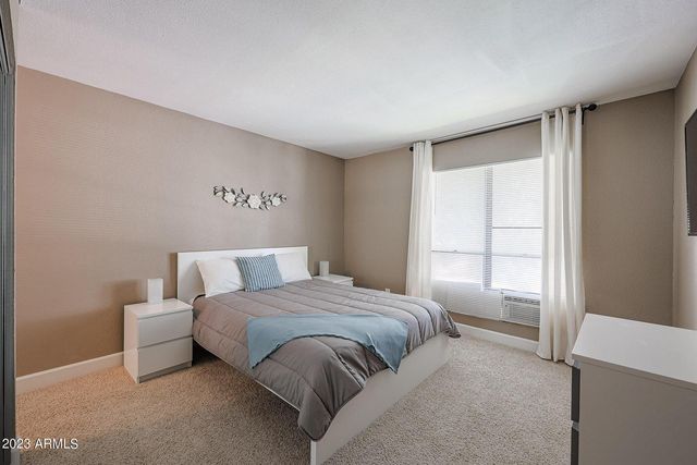 3131 W Cochise Drive Unit 204, Phoenix, AZ 85051