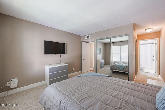 3131 W Cochise Drive Unit 204, Phoenix, AZ 85051