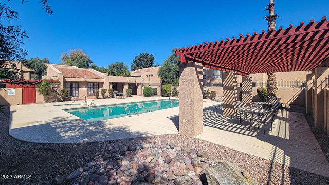 3131 W Cochise Drive Unit 204, Phoenix, AZ 85051