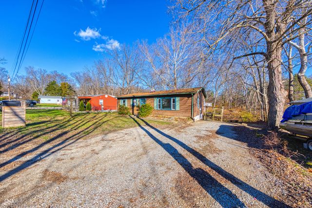 8667 S Nash Drive, Nineveh, IN 46164