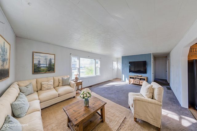 8667 S Nash Drive, Nineveh, IN 46164