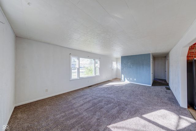 8667 S Nash Drive, Nineveh, IN 46164