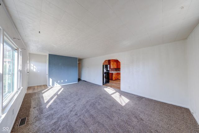 8667 S Nash Drive, Nineveh, IN 46164