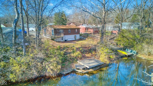 8667 S Nash Drive, Nineveh, IN 46164