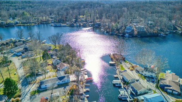 8667 S Nash Drive, Nineveh, IN 46164