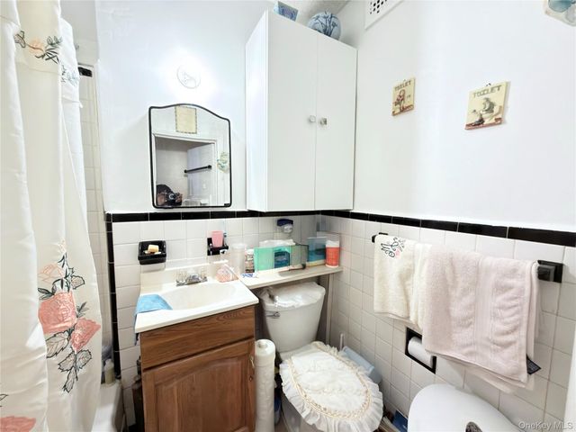482 Ridgewood Ave, Brooklyn, NY 11208