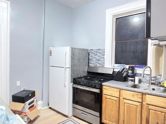 482 Ridgewood Ave, Brooklyn, NY 11208