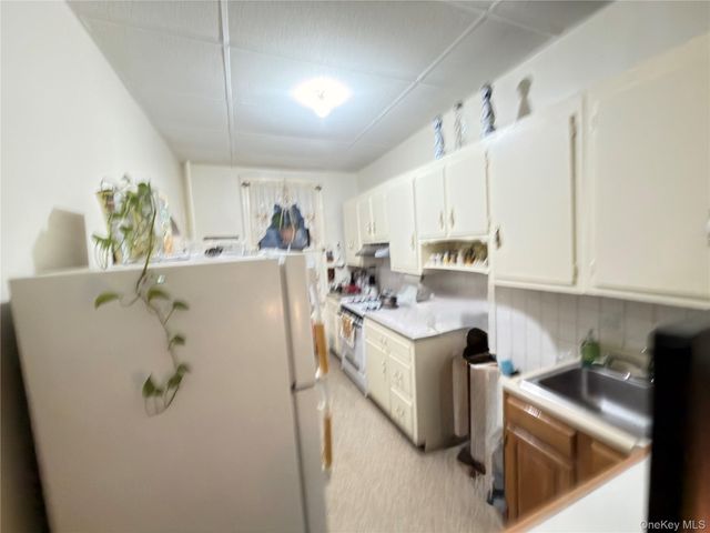 482 Ridgewood Ave, Brooklyn, NY 11208