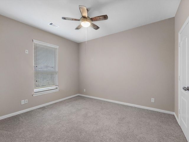 8707 W Crescent Lake Circle, Baytown, TX 77521