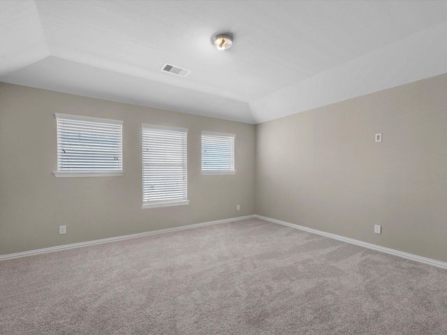 8707 W Crescent Lake Circle, Baytown, TX 77521