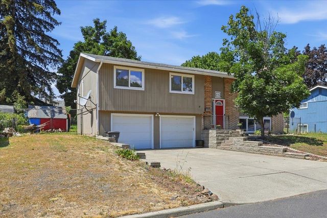 436 N 4th St, Cheney, WA 99004