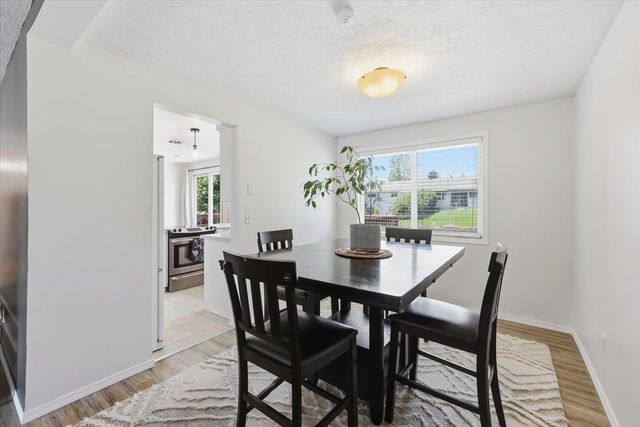 436 N 4th St, Cheney, WA 99004