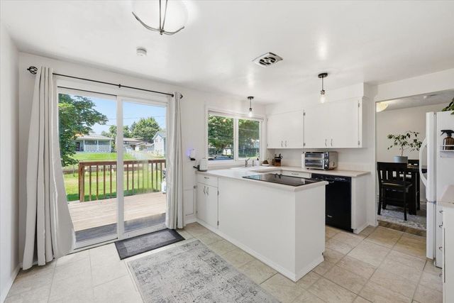 436 N 4th St, Cheney, WA 99004