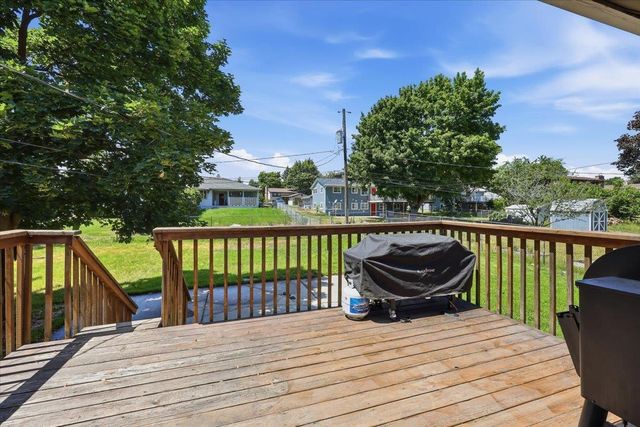 436 N 4th St, Cheney, WA 99004