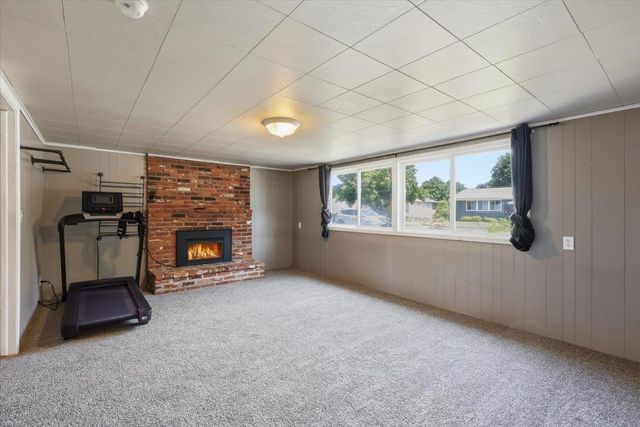 436 N 4th St, Cheney, WA 99004