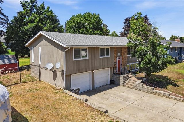 436 N 4th St, Cheney, WA 99004