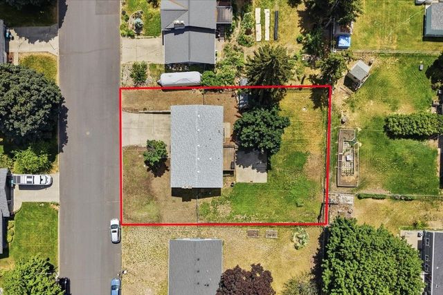 436 N 4th St, Cheney, WA 99004