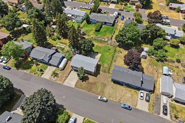 436 N 4th St, Cheney, WA 99004