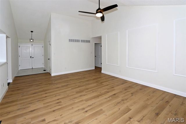 6919 Glenvale Court, Florissant, MO 63033