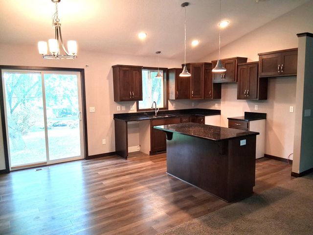 1930 Prospect Drive NE, Saint Cloud, MN 56304