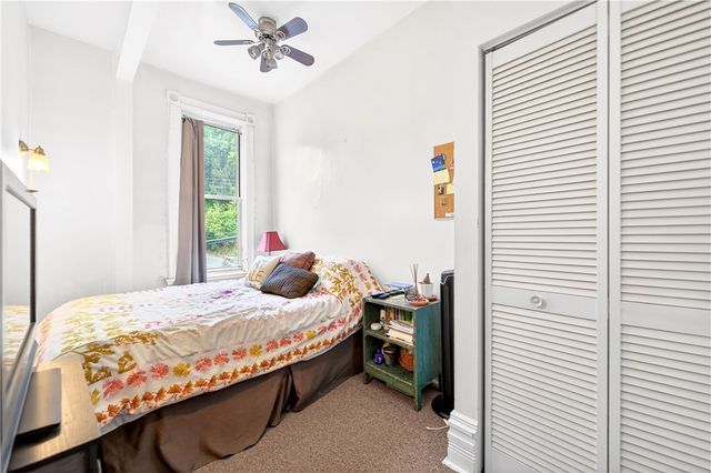 520 S Main St, West End, PA 15220