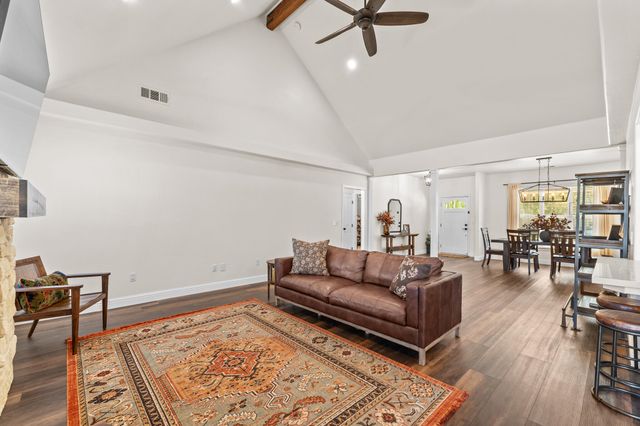 4204 S University Street, Visalia, CA 93277