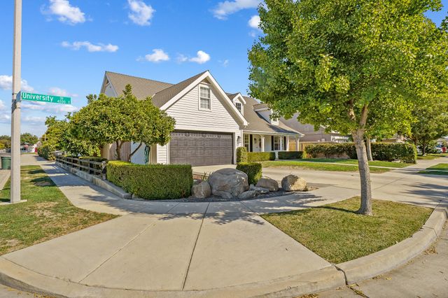 4204 S University Street, Visalia, CA 93277