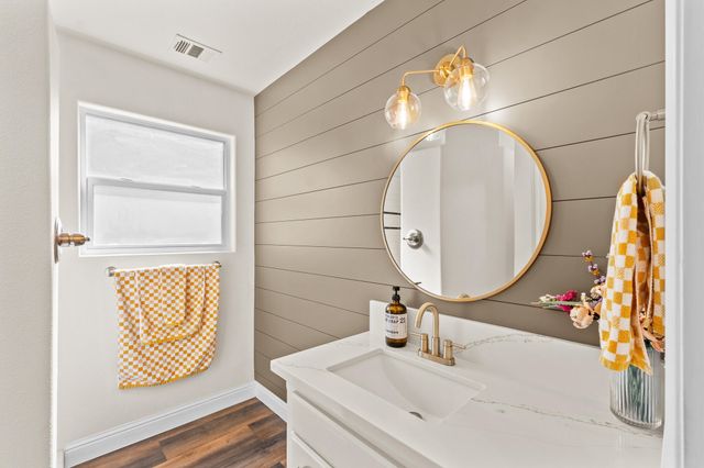 4204 S University Street, Visalia, CA 93277